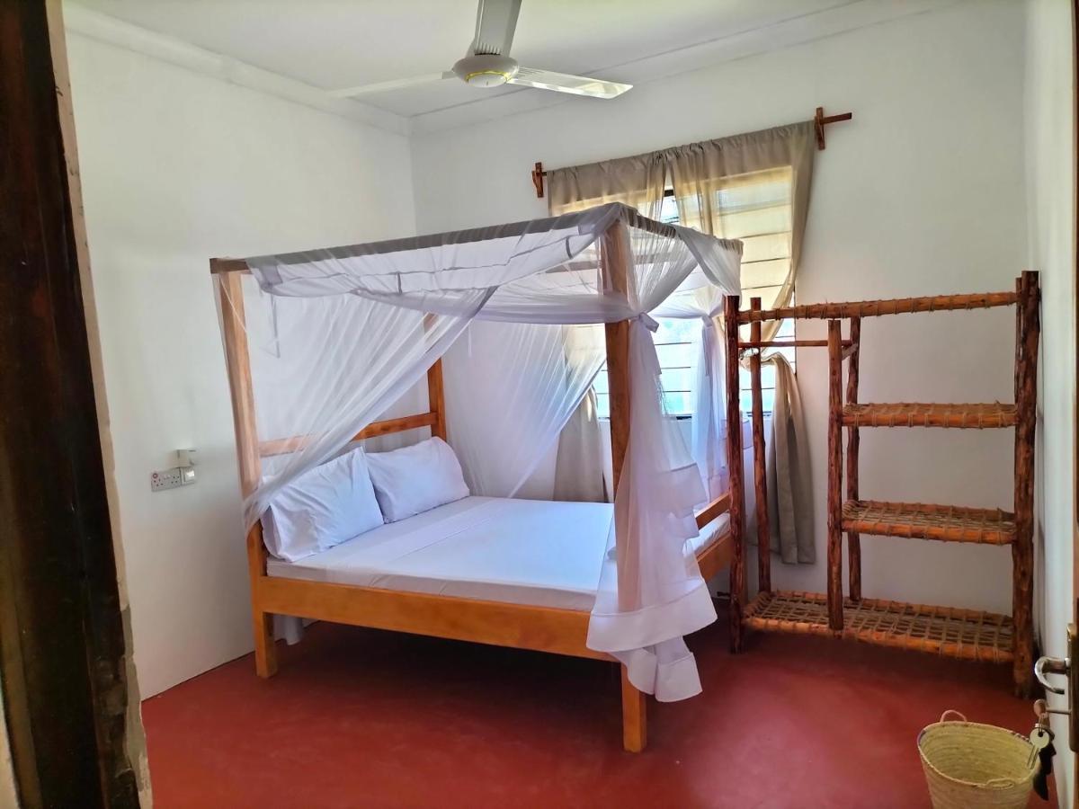 Mambo Leo Hostel Paje Værelse billede