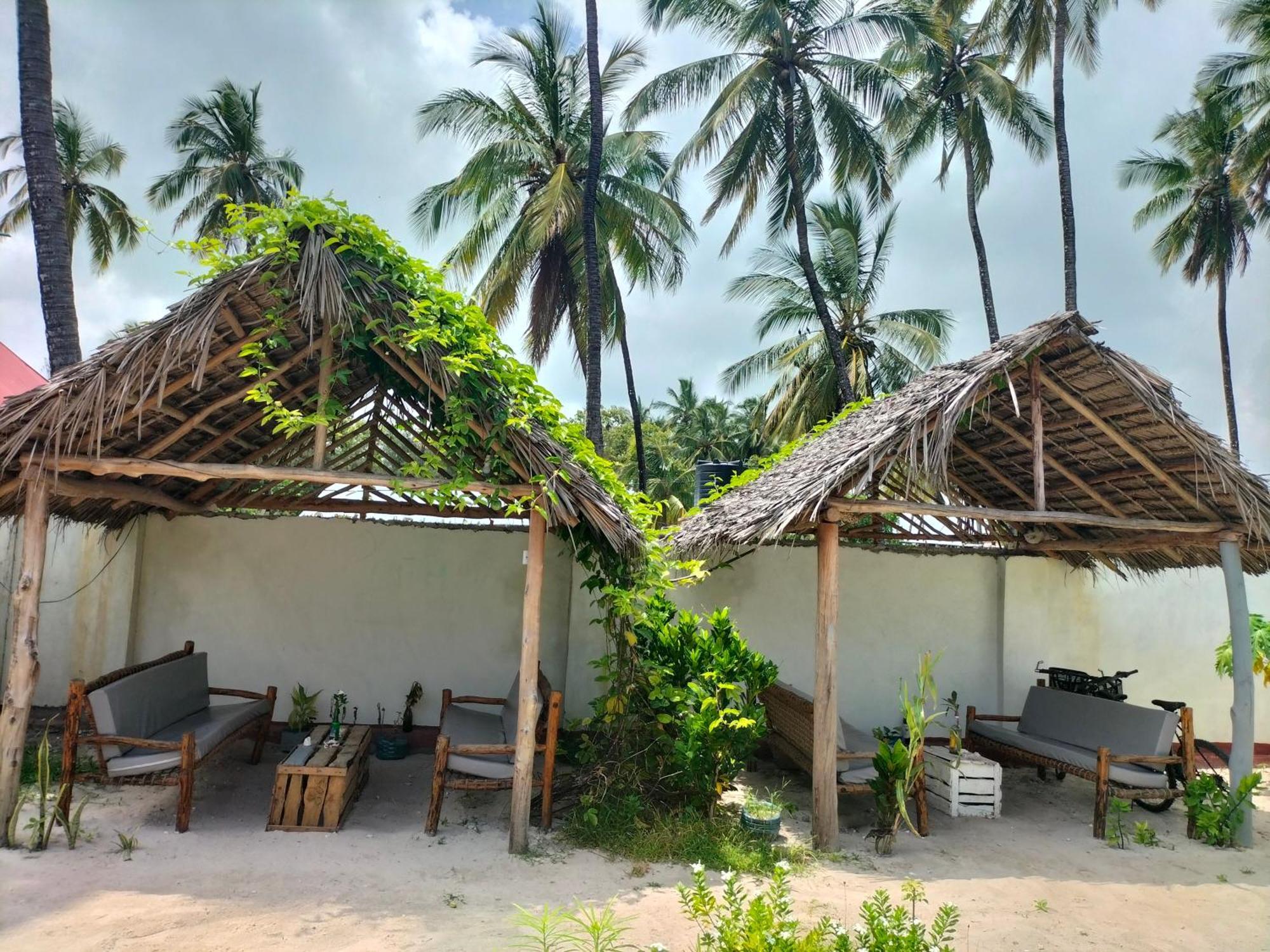 Mambo Leo Hostel Paje Eksteriør billede