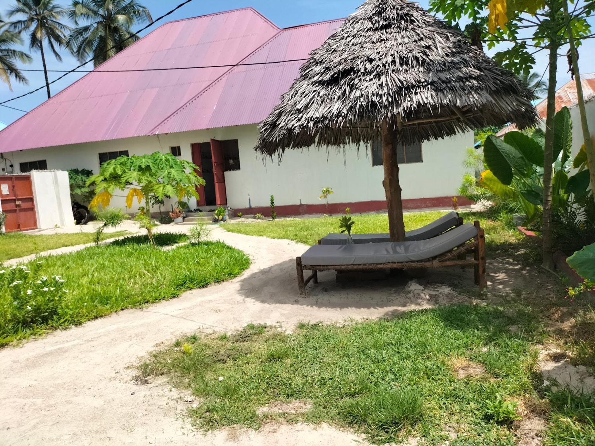 Mambo Leo Hostel Paje Eksteriør billede